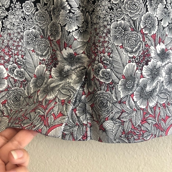 J.JILL Floral Printed Elastic Waist Straight Skirt Size 8P - Picture 6 of 11